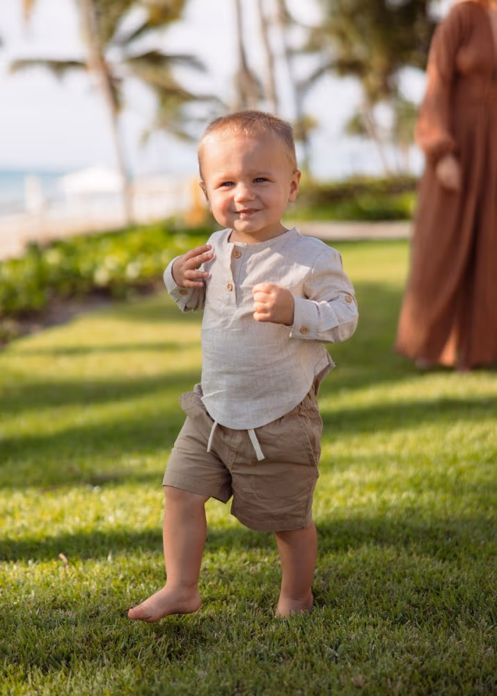 Beach family photoshoot at Grand Velas Riviera Maya — photo 10