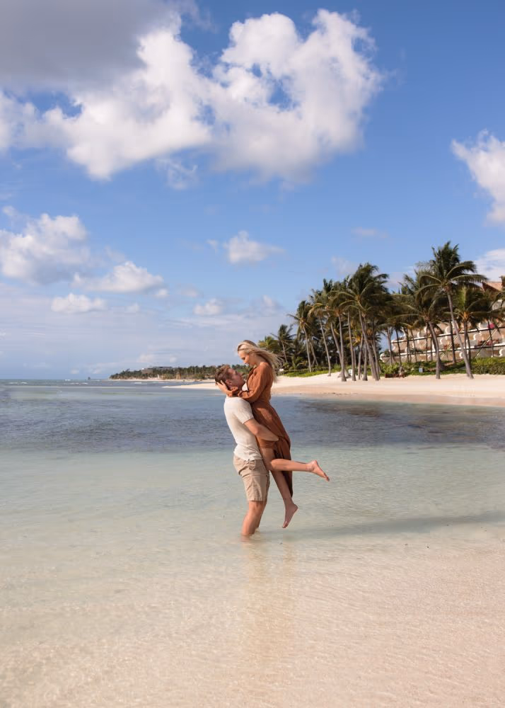 Beach family photoshoot at Grand Velas Riviera Maya — photo 16