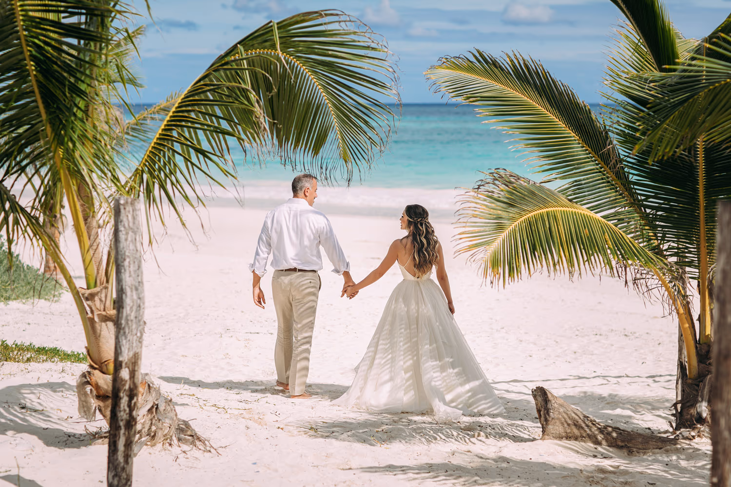 Beach photosession in Tulum and Cenote — photo 21