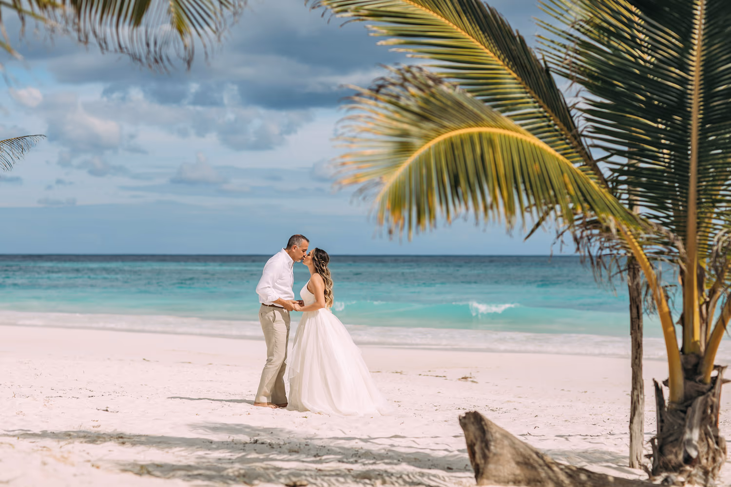 Beach photosession in Tulum and Cenote — photo 22