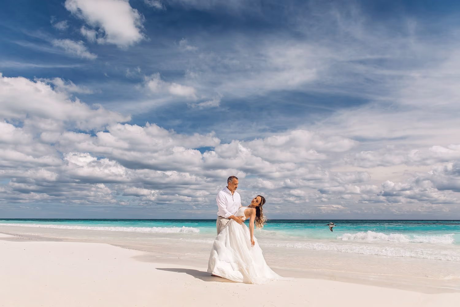 Beach photosession in Tulum and Cenote — photo 24