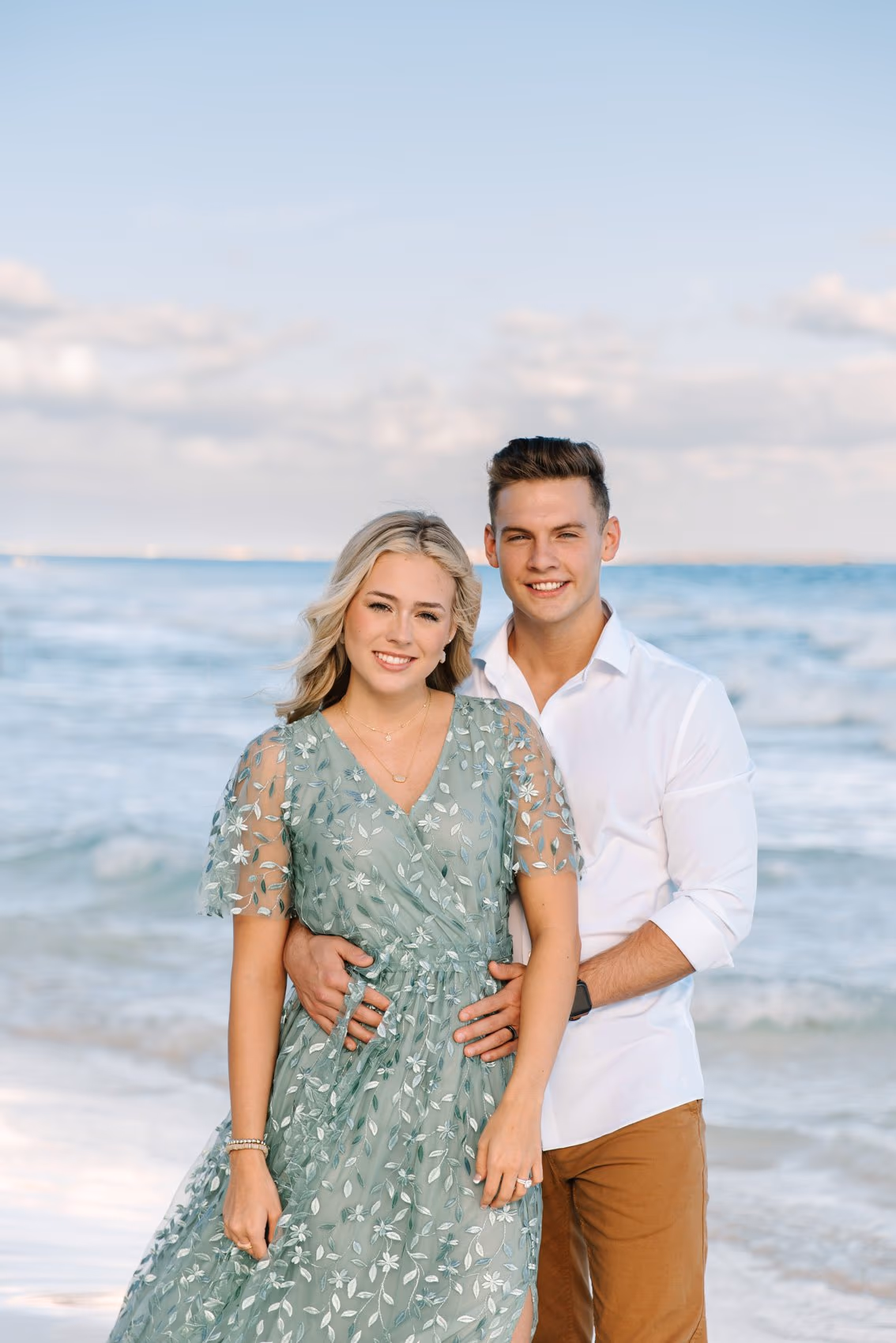 Engagement photoshoot at Le Blanc Spa Resort Cancun — photo 14