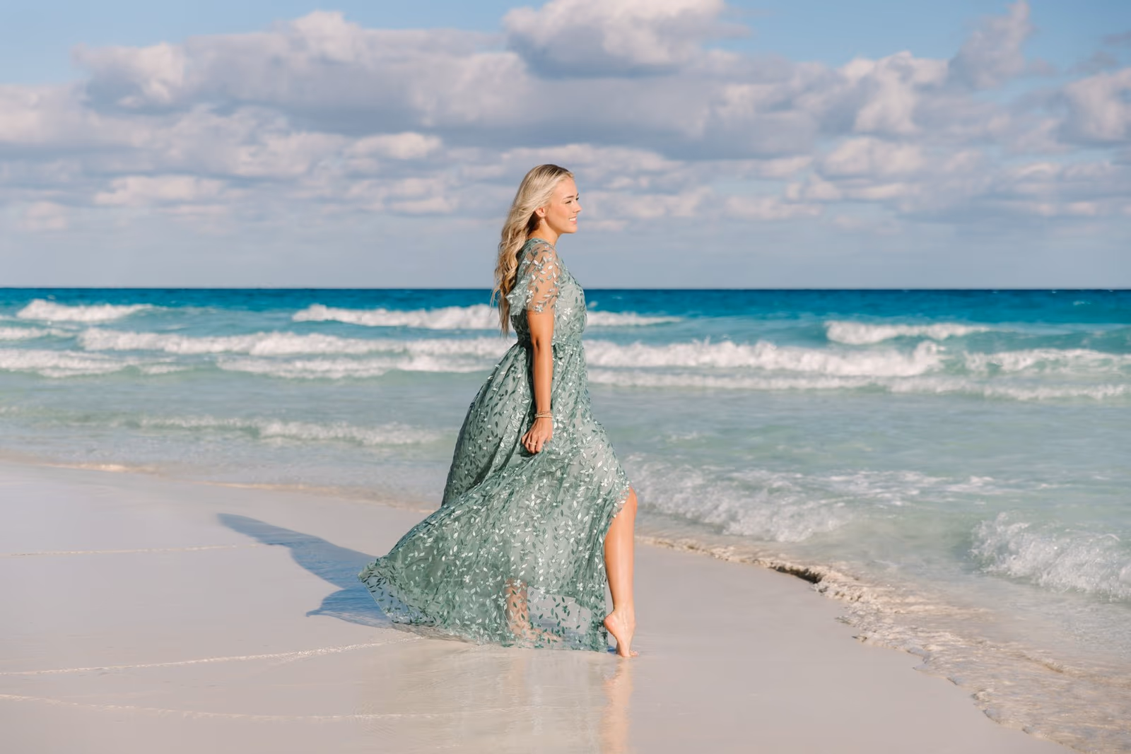 Engagement photoshoot at Le Blanc Spa Resort Cancun — photo 15