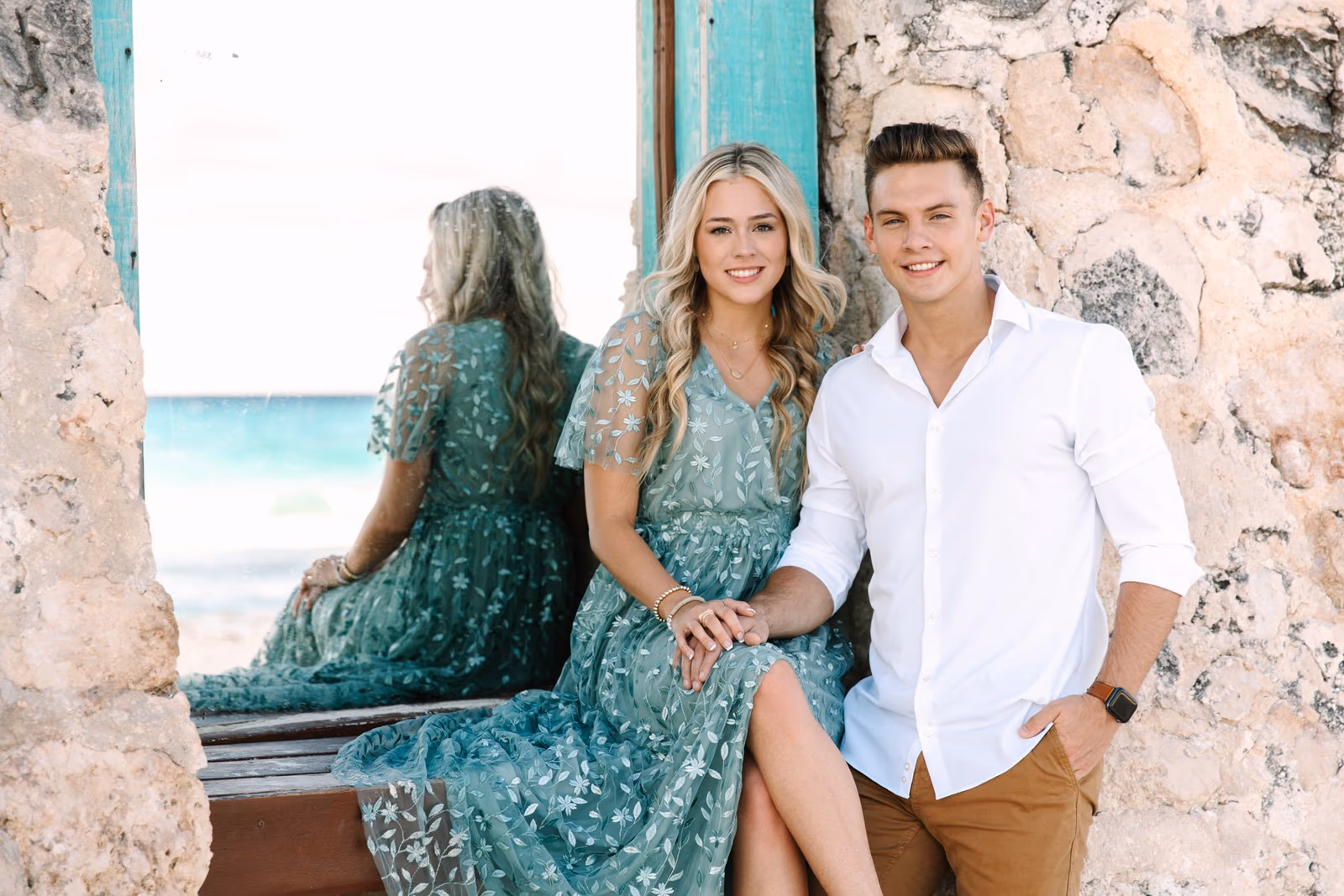 Engagement photoshoot at Le Blanc Spa Resort Cancun — photo 21