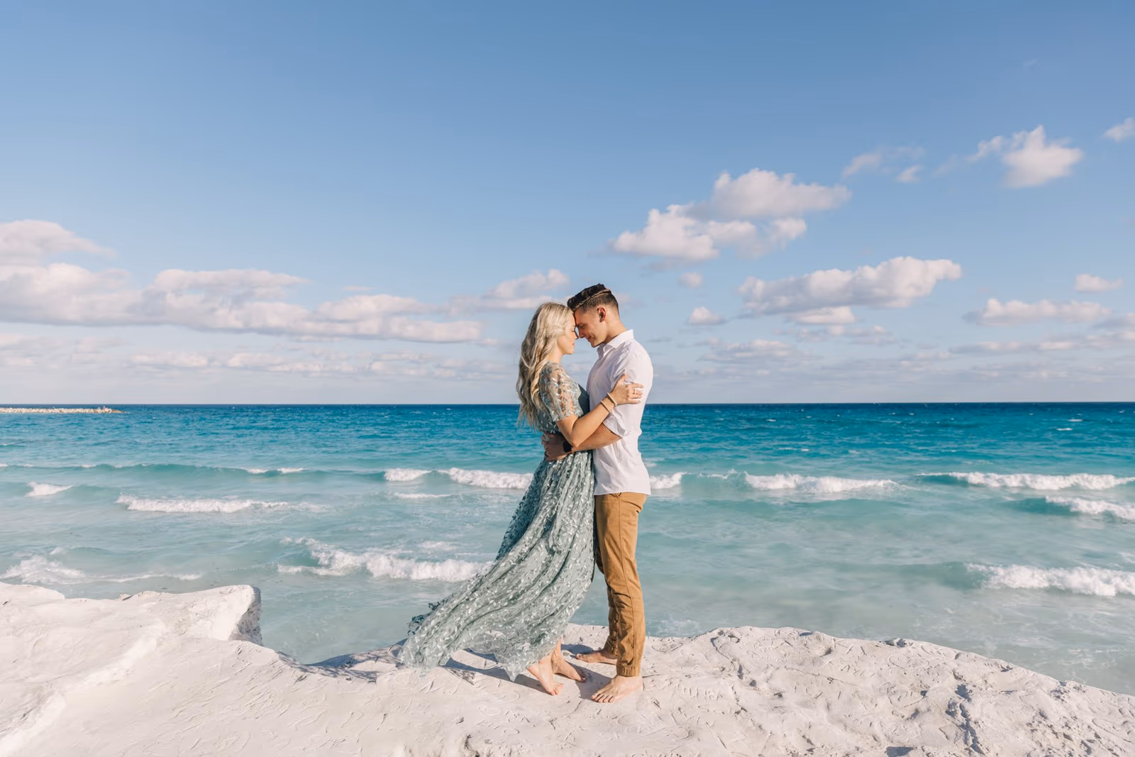 Engagement photoshoot at Le Blanc Spa Resort Cancun — photo 23