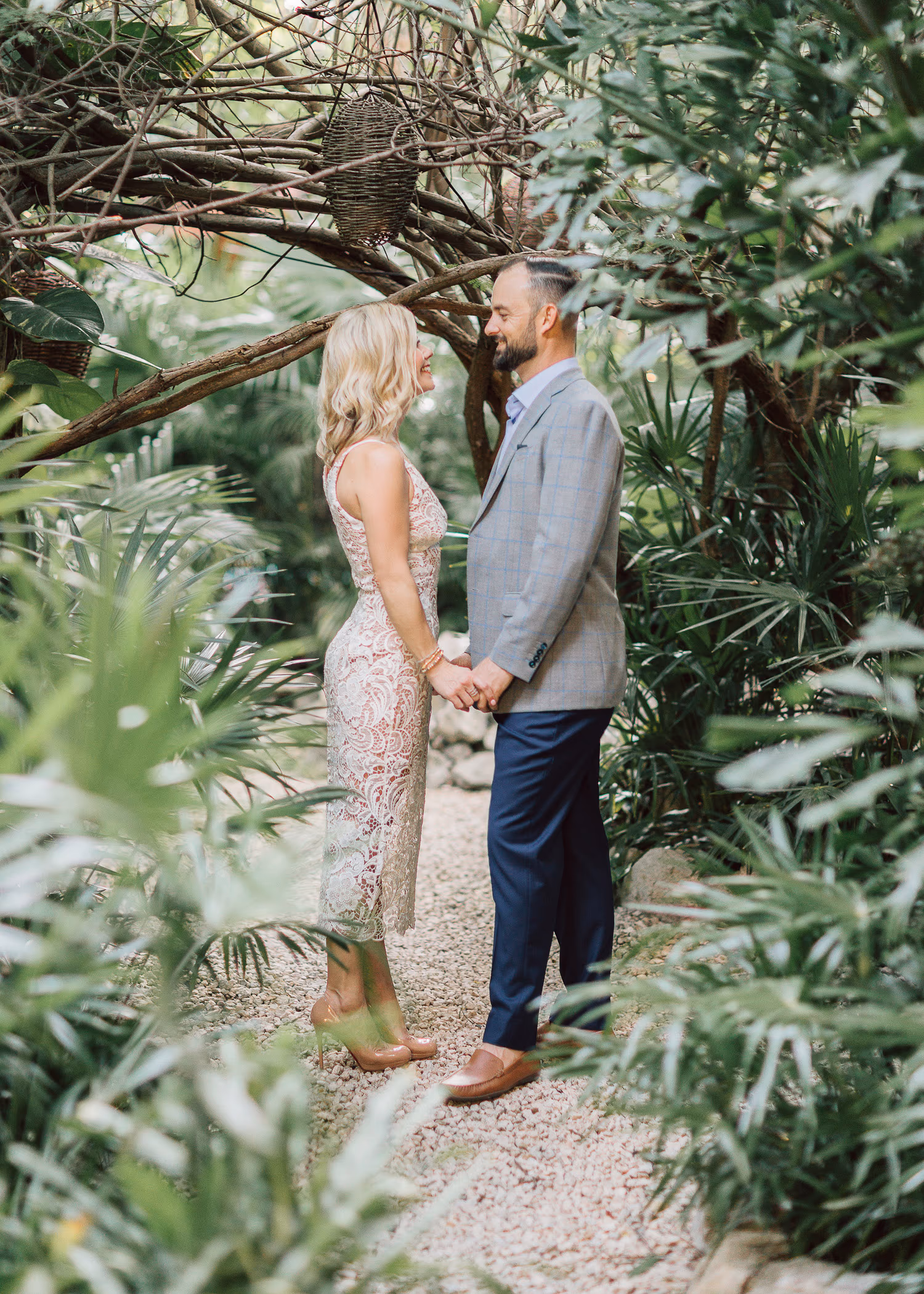 Engagement session in Rosewood Mayakoba — photo 10