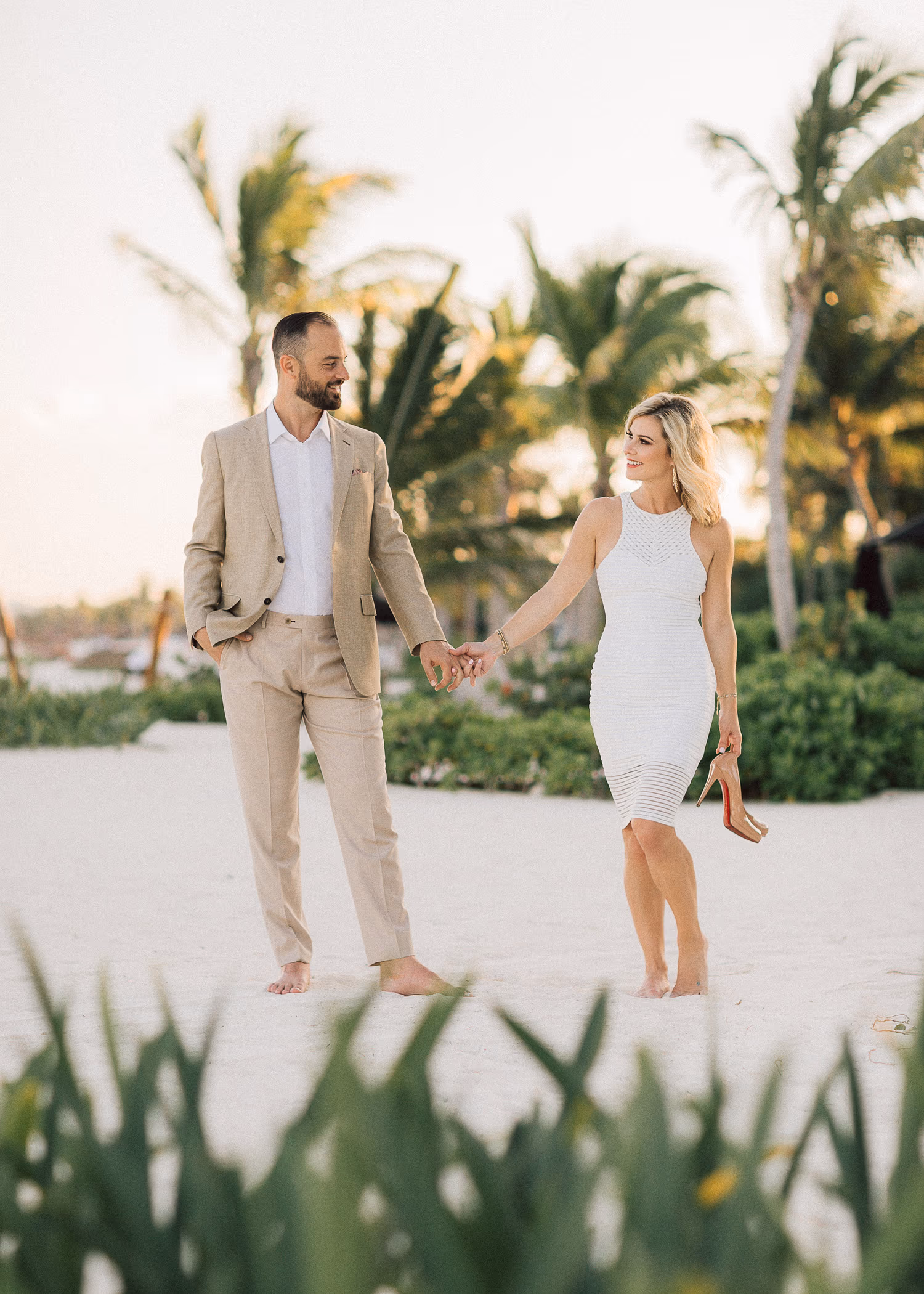 Engagement session in Rosewood Mayakoba — photo 19