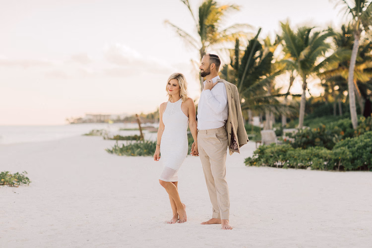 Engagement session in Rosewood Mayakoba — photo 21