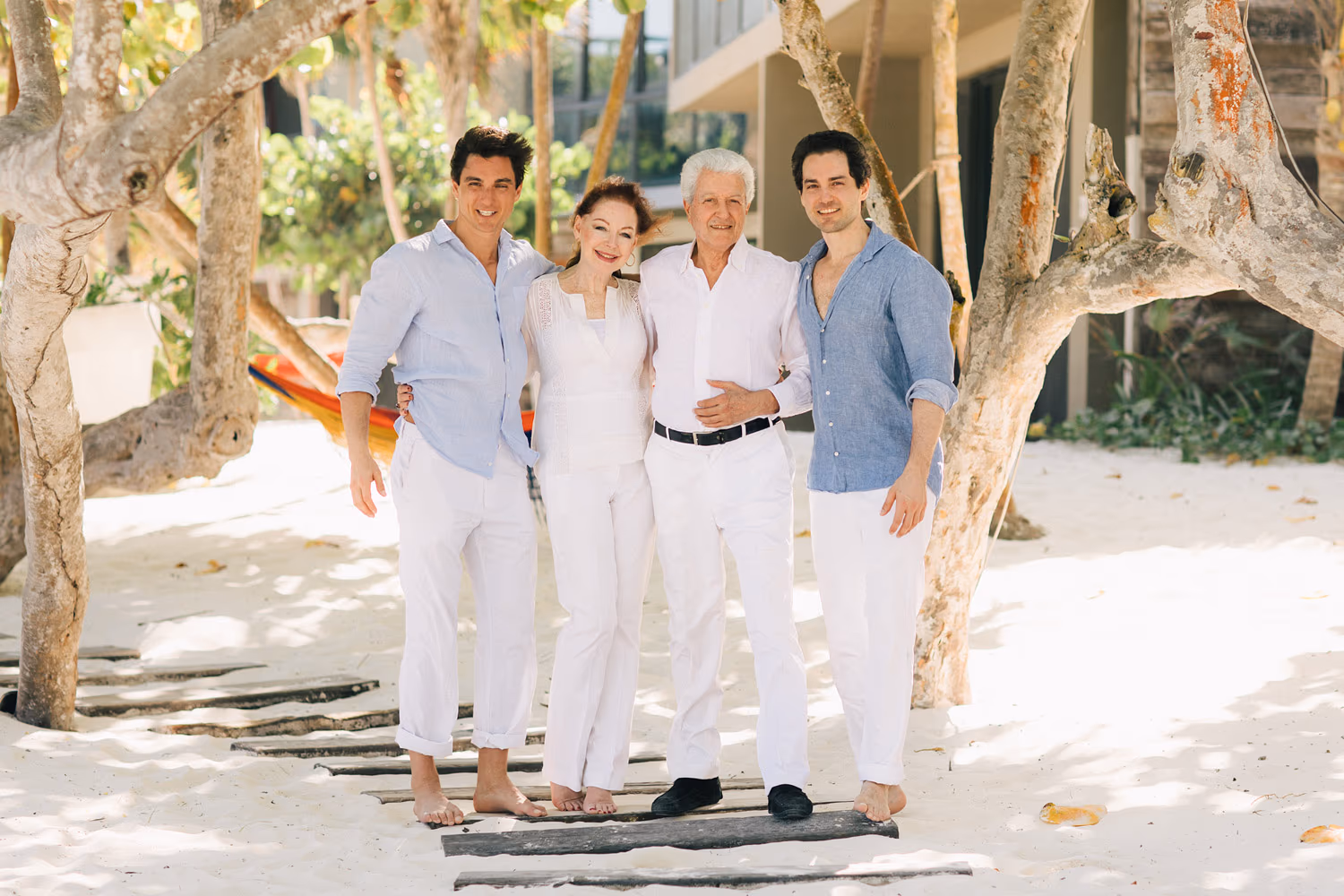 Family photoshoot in Casa Malca Tulum — photo 6