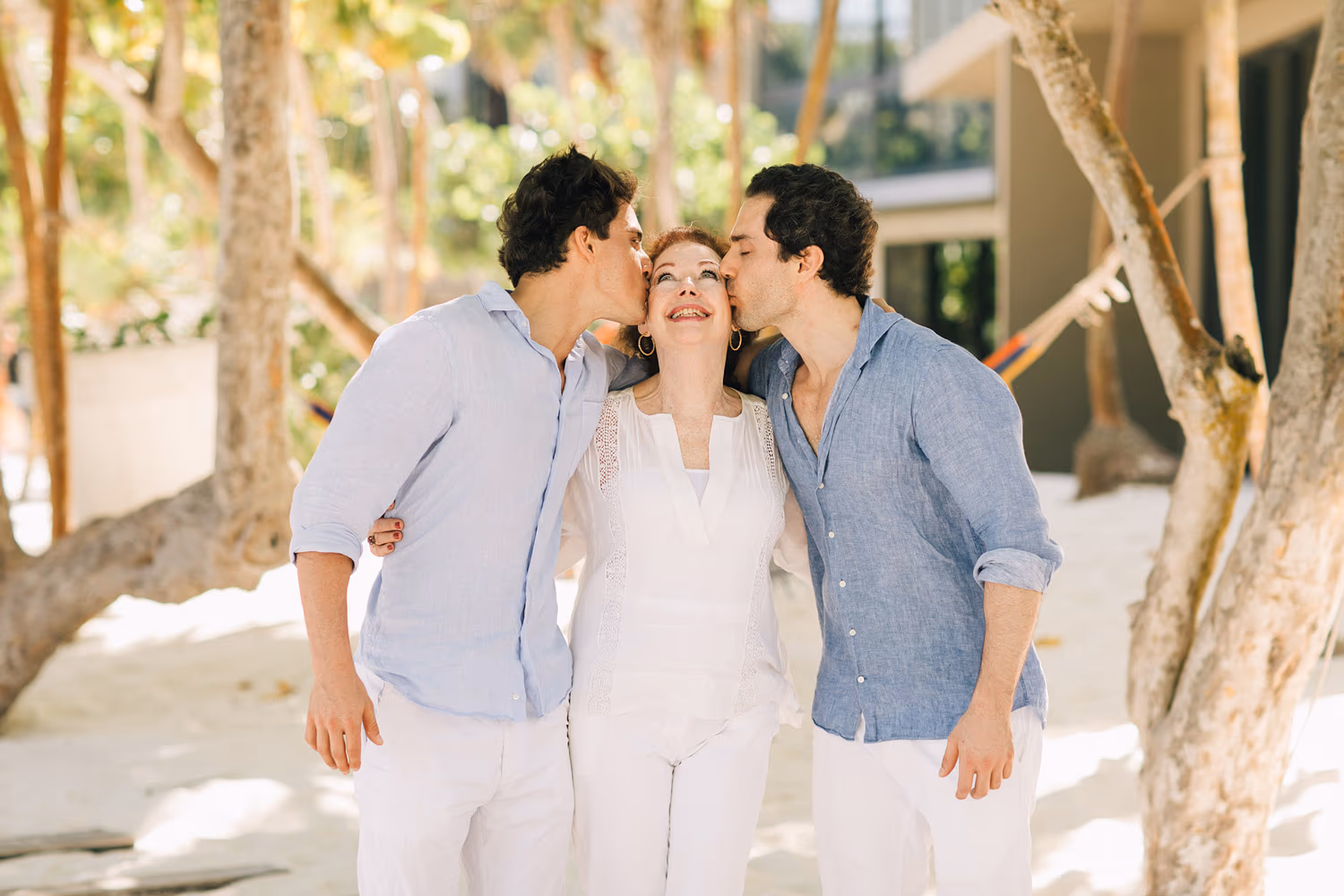 Family photoshoot in Casa Malca Tulum — photo 9