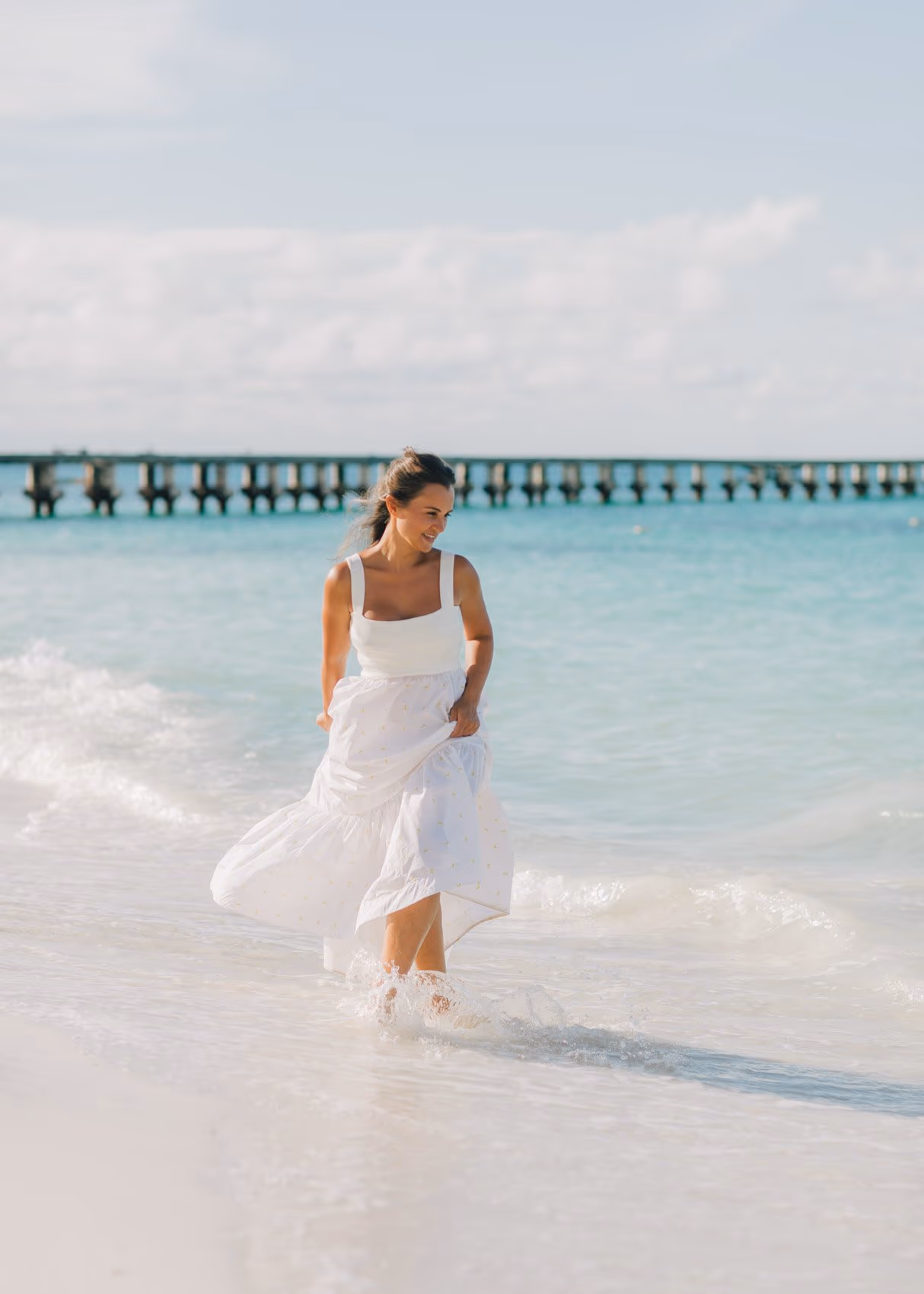 Family photoshoot in Grand Fiesta Americana Coral Beach Cancun — photo 35
