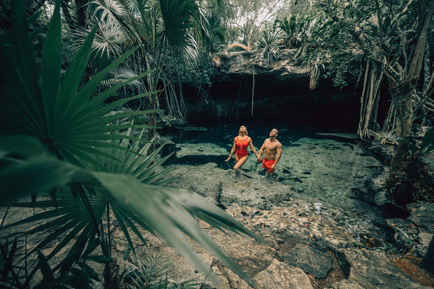 Love story session in a cenote, Tulum — photo 6