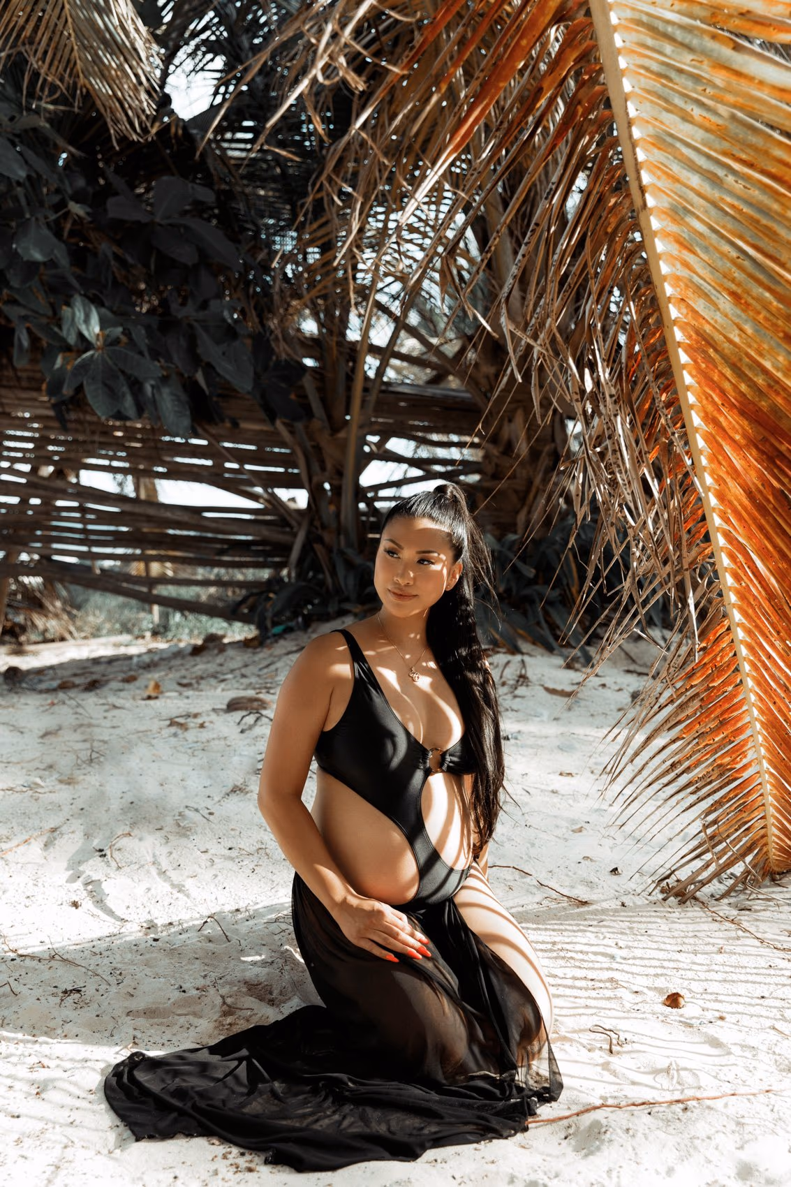 Maternity Photoshoot in The Beach Tulum Hotel — photo 4