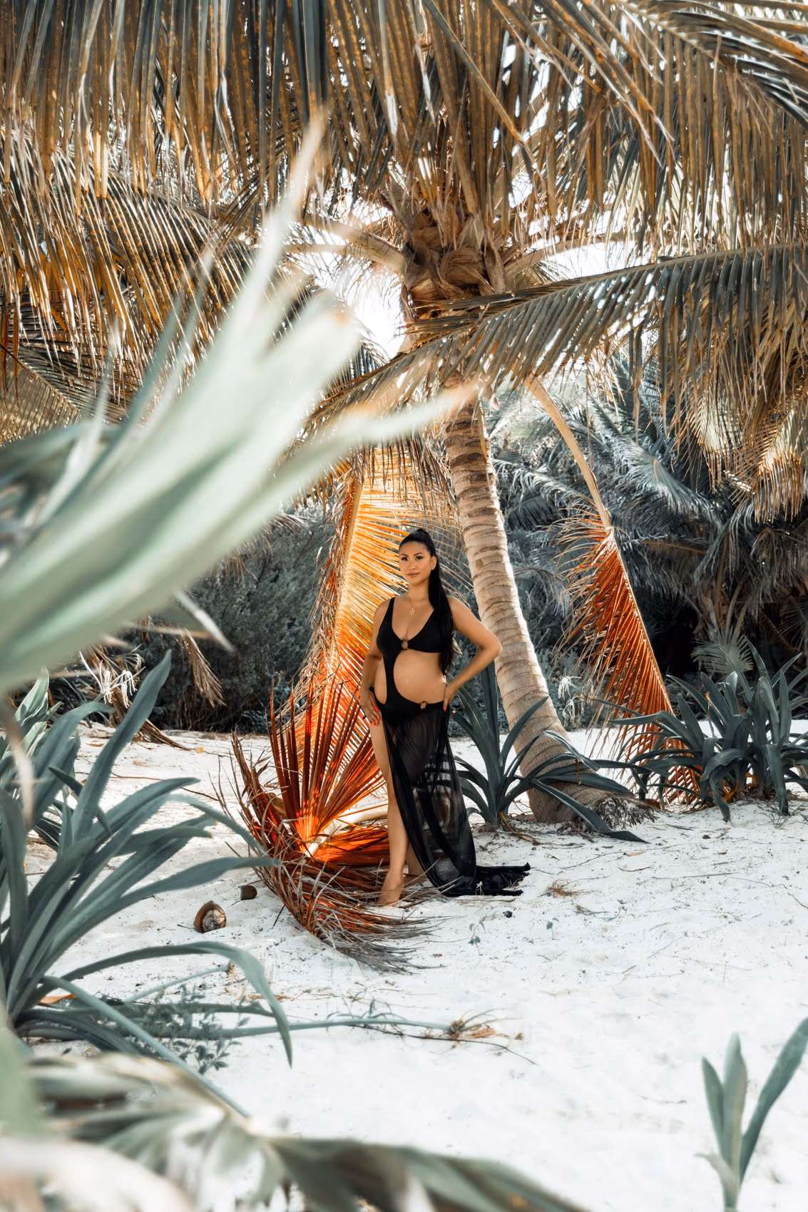 Maternity Photoshoot in The Beach Tulum Hotel — photo 17
