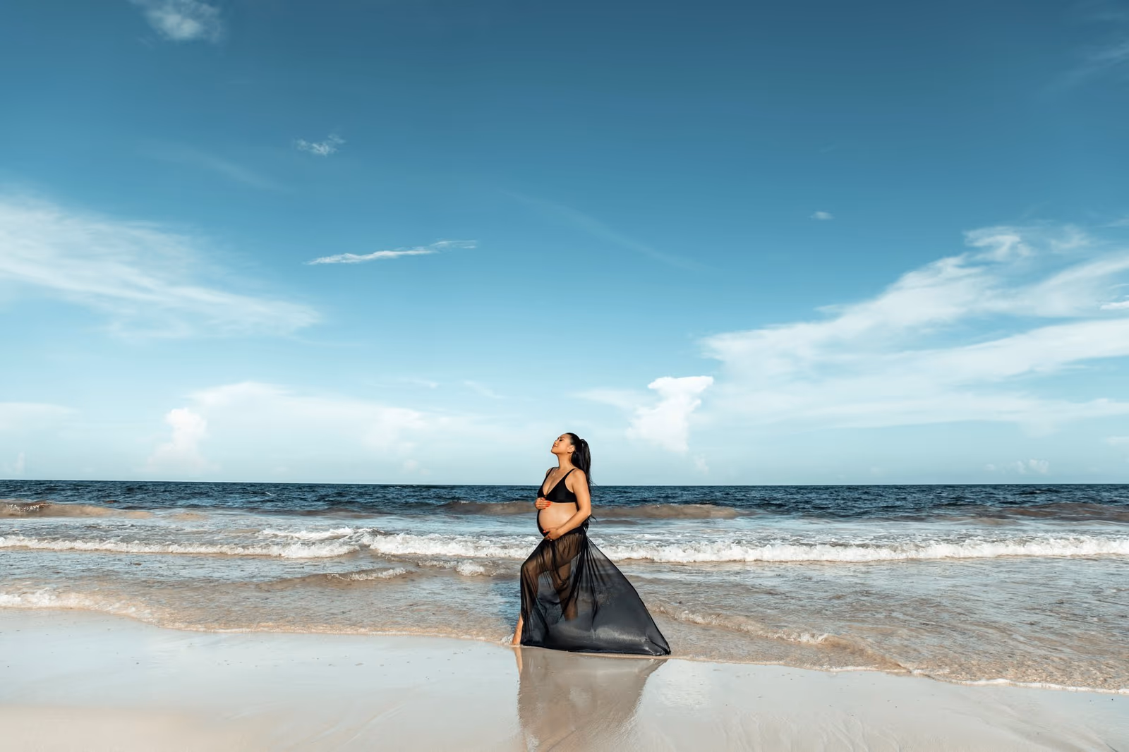 Maternity Photoshoot in The Beach Tulum Hotel — photo 22