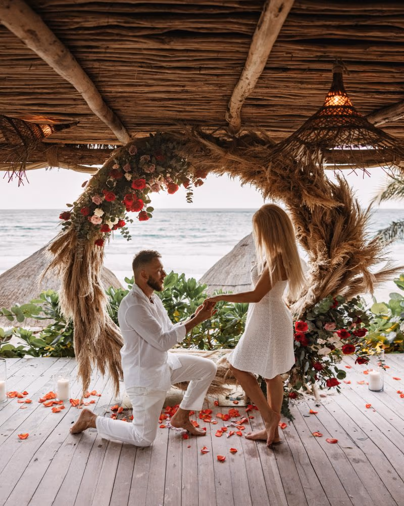 Proposal and engagement session in Tulum — photo 11