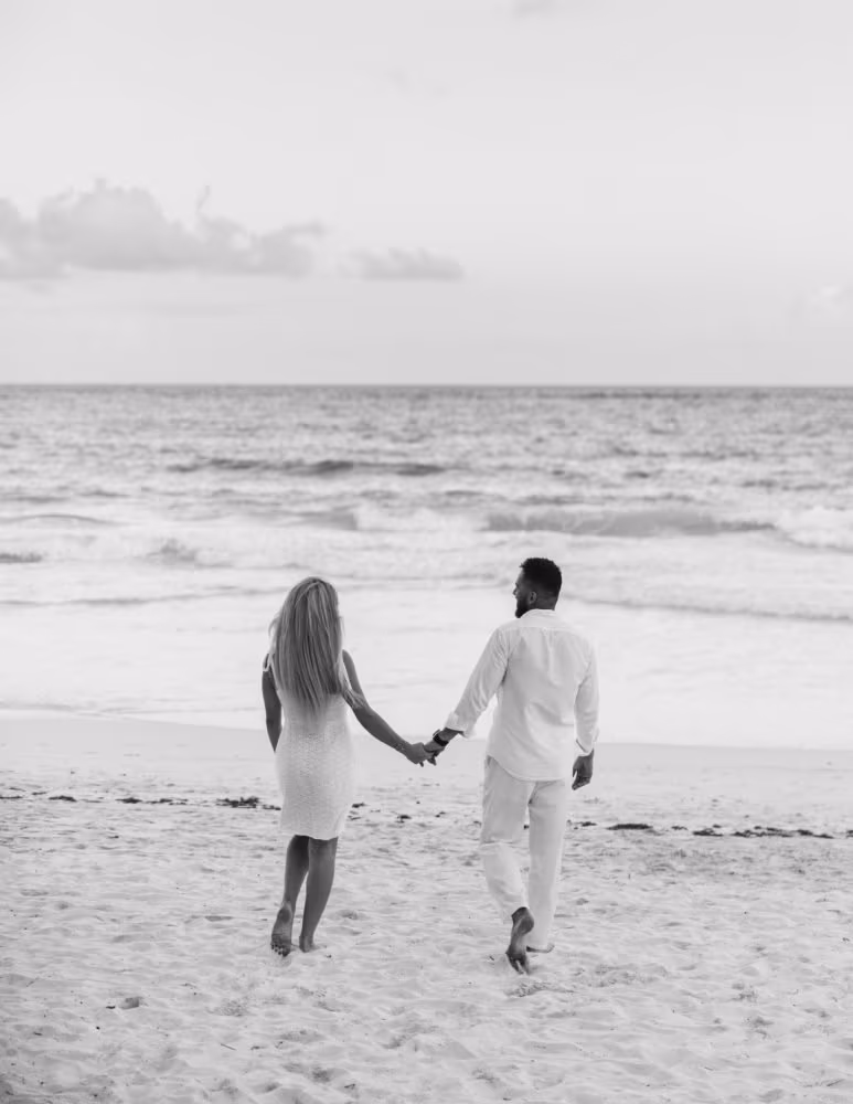 Proposal and engagement session in Tulum — photo 14