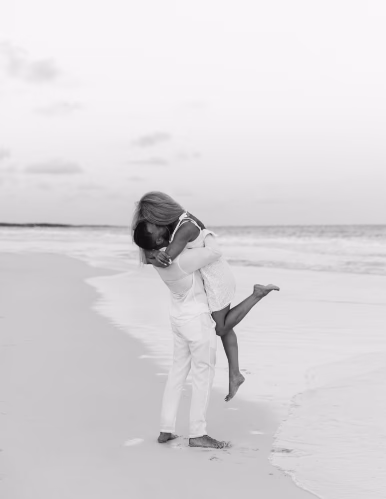 Proposal and engagement session in Tulum — photo 18