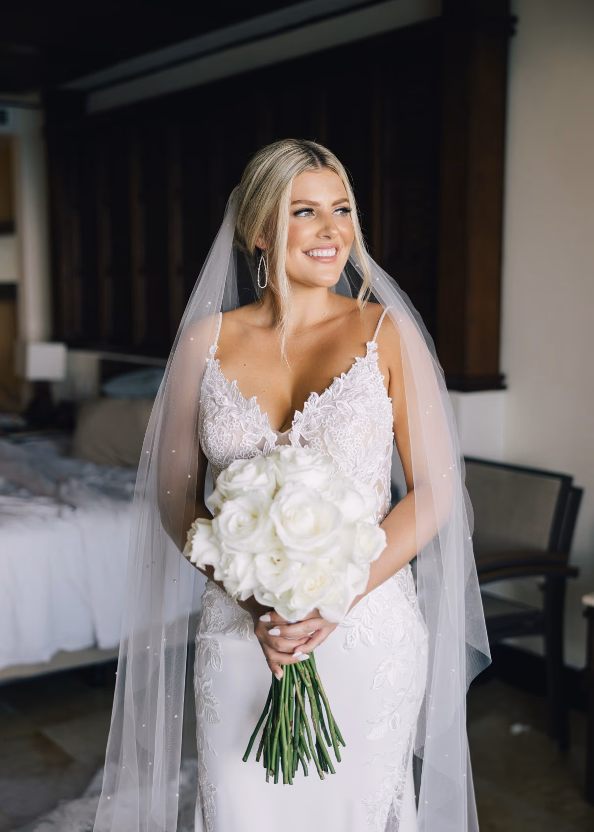 Beach Wedding in Dreams Riviera Cancun Resort & Spa — photo 30