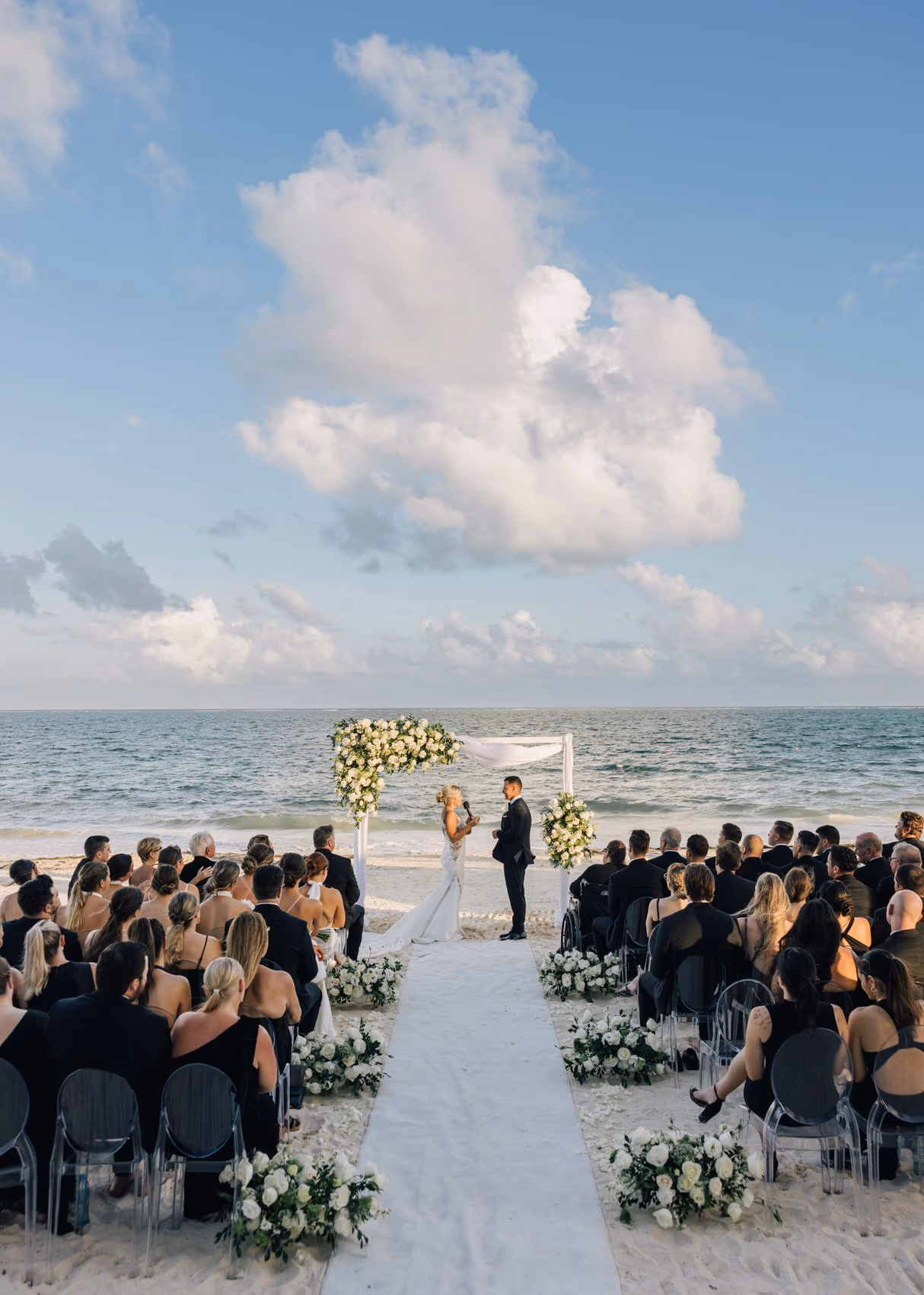 Beach Wedding in Dreams Riviera Cancun Resort & Spa — photo 45