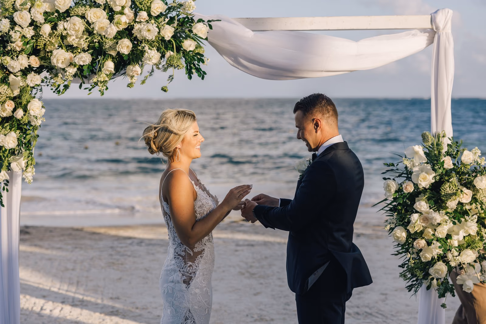 Beach Wedding in Dreams Riviera Cancun Resort & Spa — photo 51