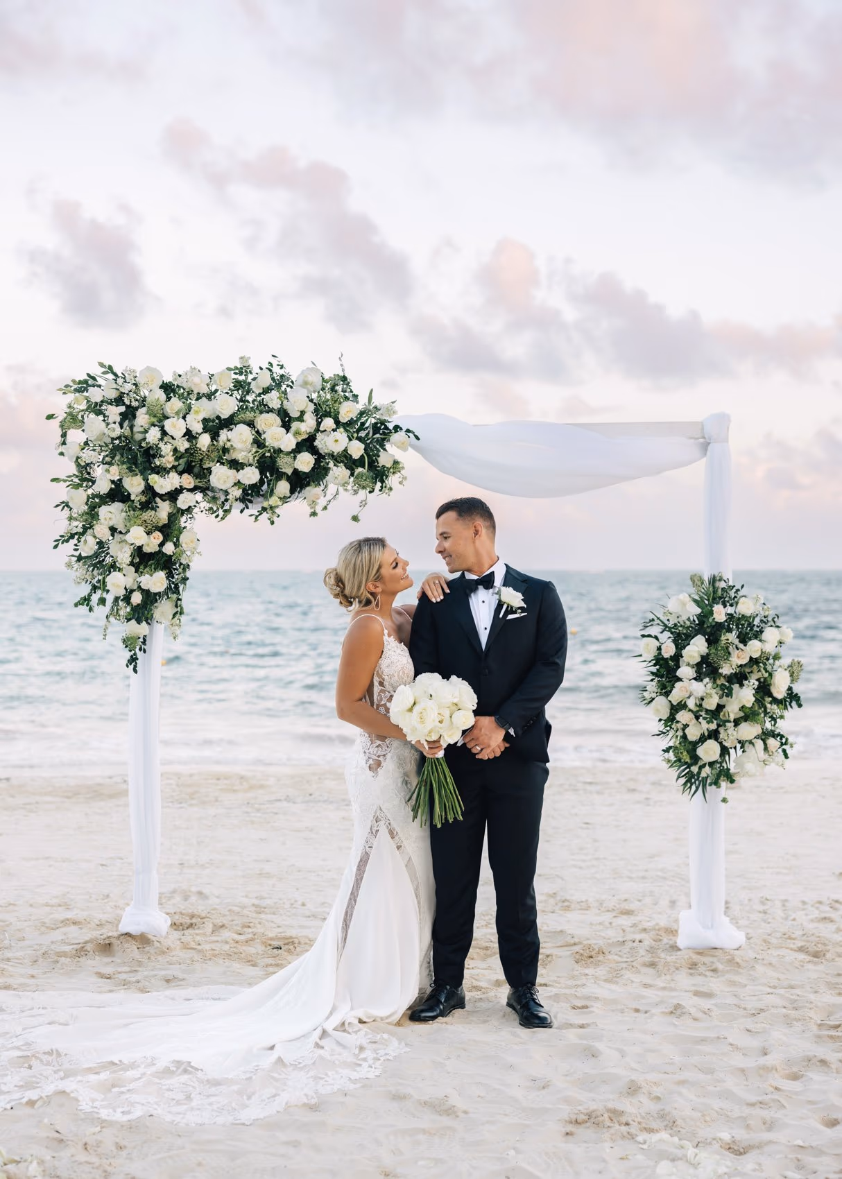Beach Wedding in Dreams Riviera Cancun Resort & Spa — photo 62