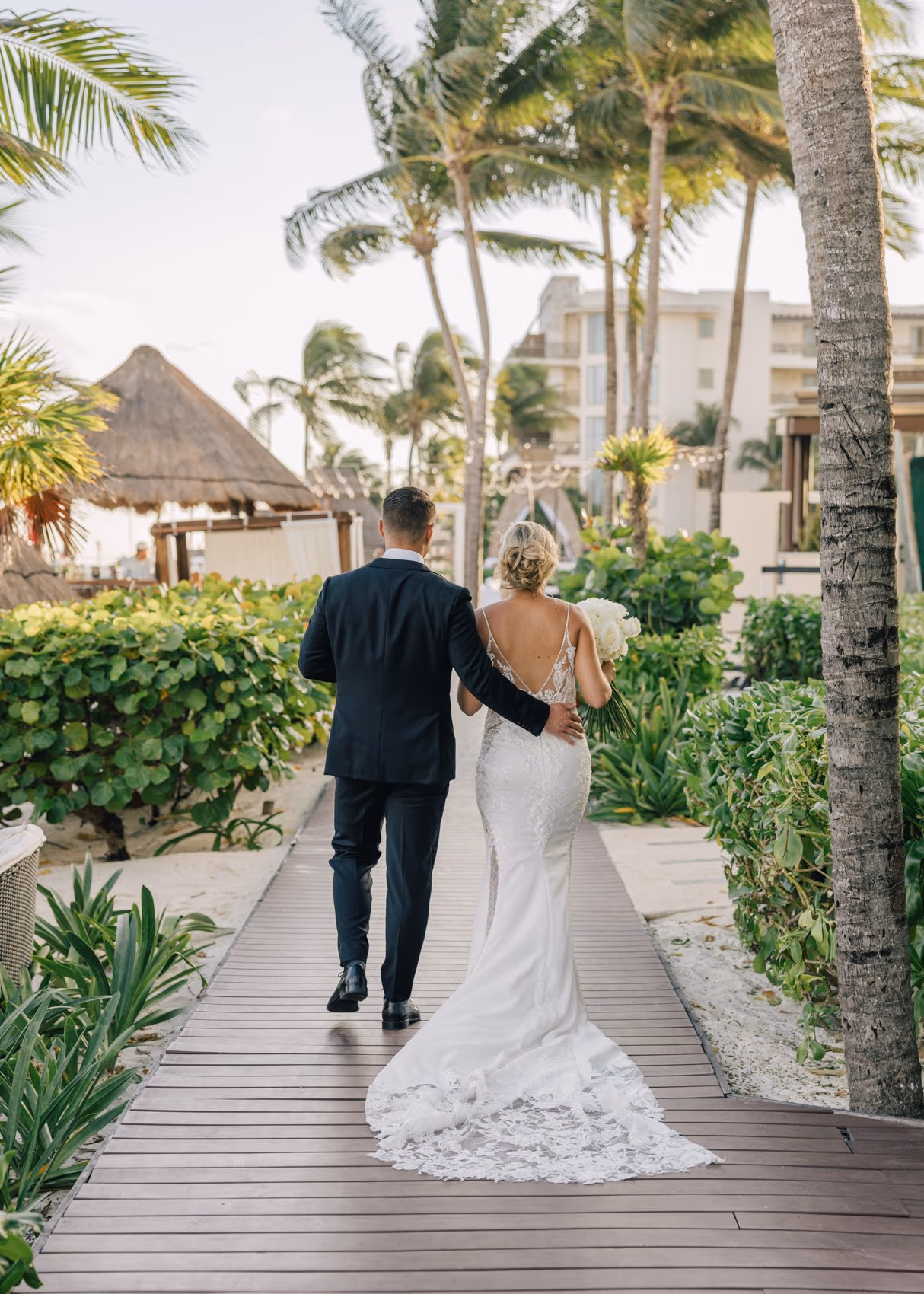 Beach Wedding in Dreams Riviera Cancun Resort & Spa — photo 75