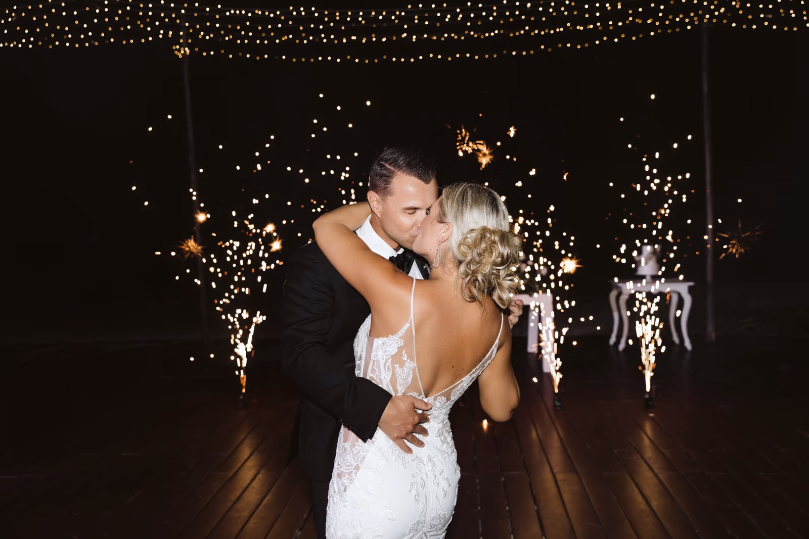 Beach Wedding in Dreams Riviera Cancun Resort & Spa — photo 89