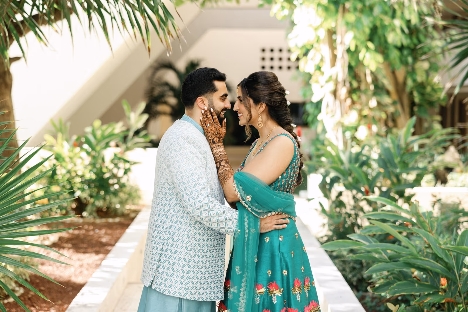 Mehndi, Hindu Ceremony, Sangeet Night Wedding at Hyatt Ziva Cancun — photo 3