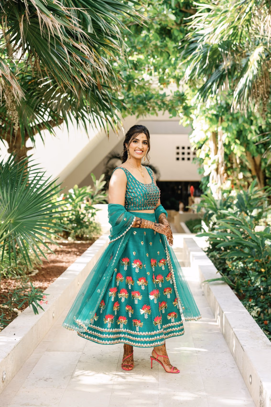 Mehndi, Hindu Ceremony, Sangeet Night Wedding at Hyatt Ziva Cancun — photo 17