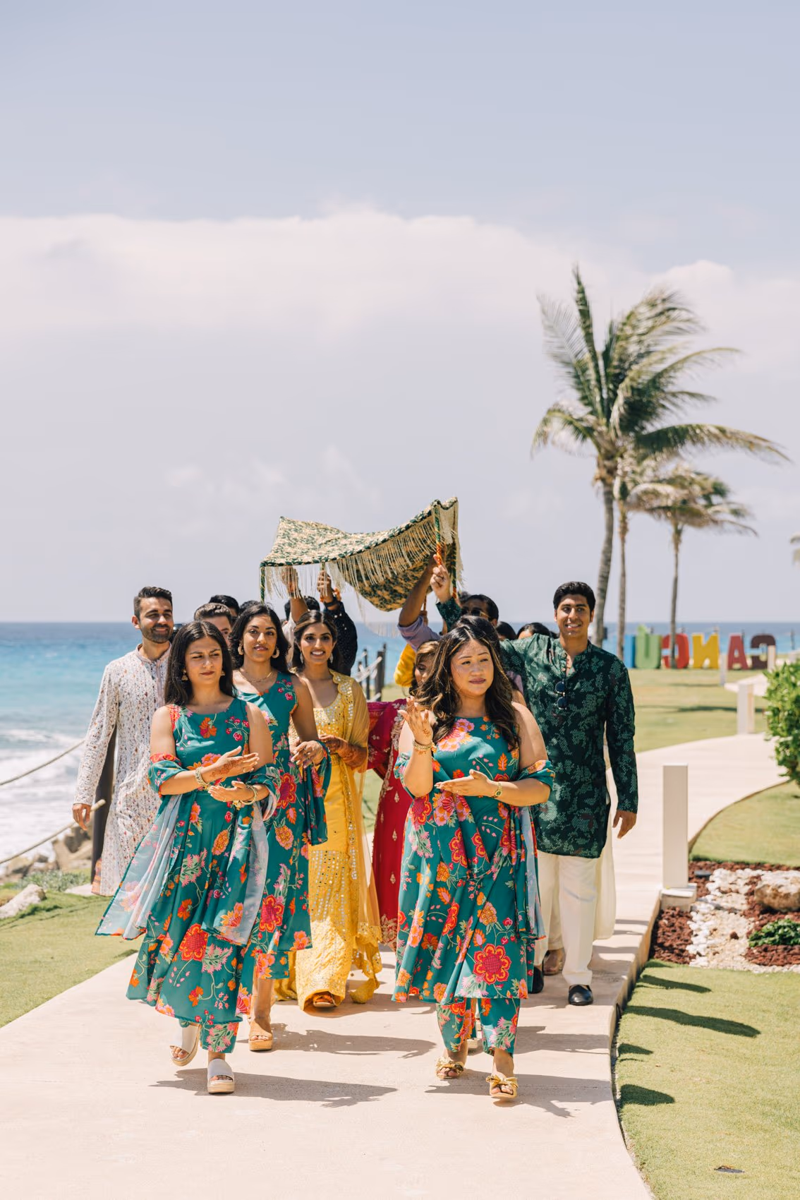 Mehndi, Hindu Ceremony, Sangeet Night Wedding at Hyatt Ziva Cancun — photo 23