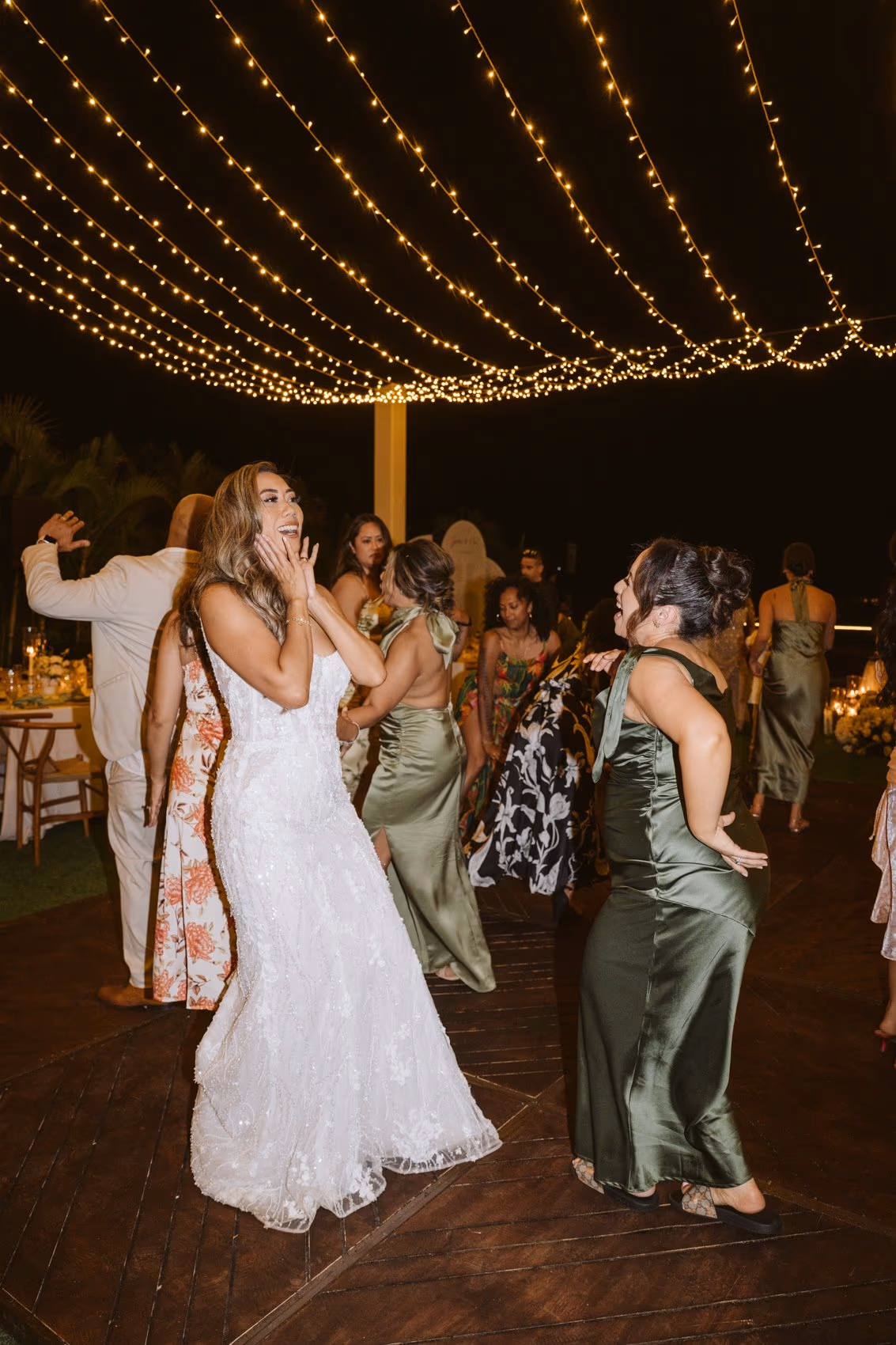 Wedding at Dreams Bahia Mita Surf & Spa Resort — photo 180