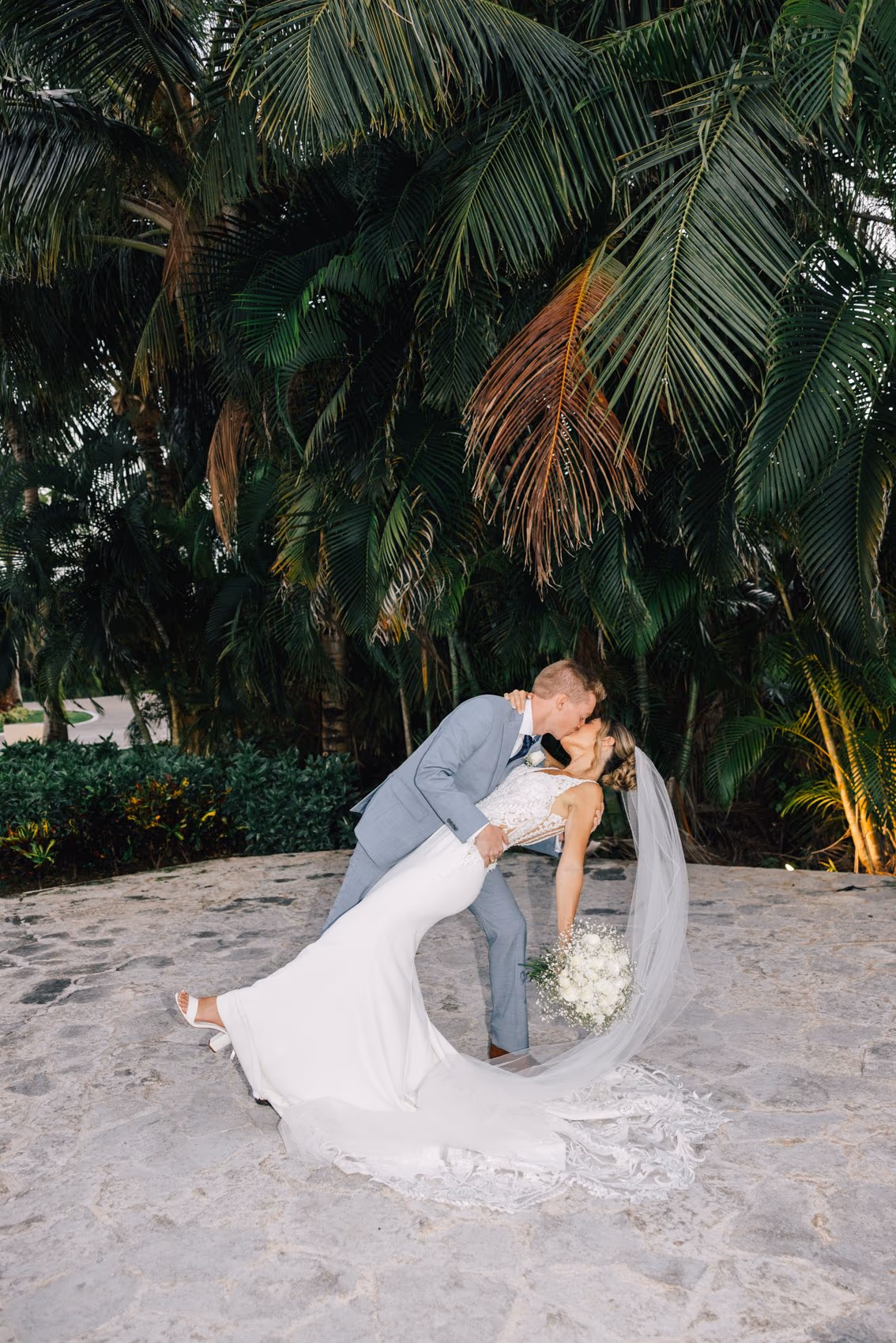 Wedding at Grand Palladium Costa Mujeres-Catholic Chapel — photo 96
