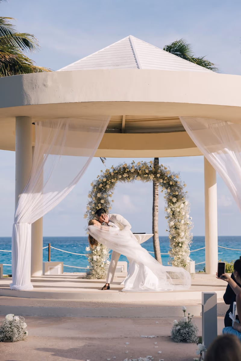 Wedding at Hyatt Ziva Cancun, Cliff Gazebo