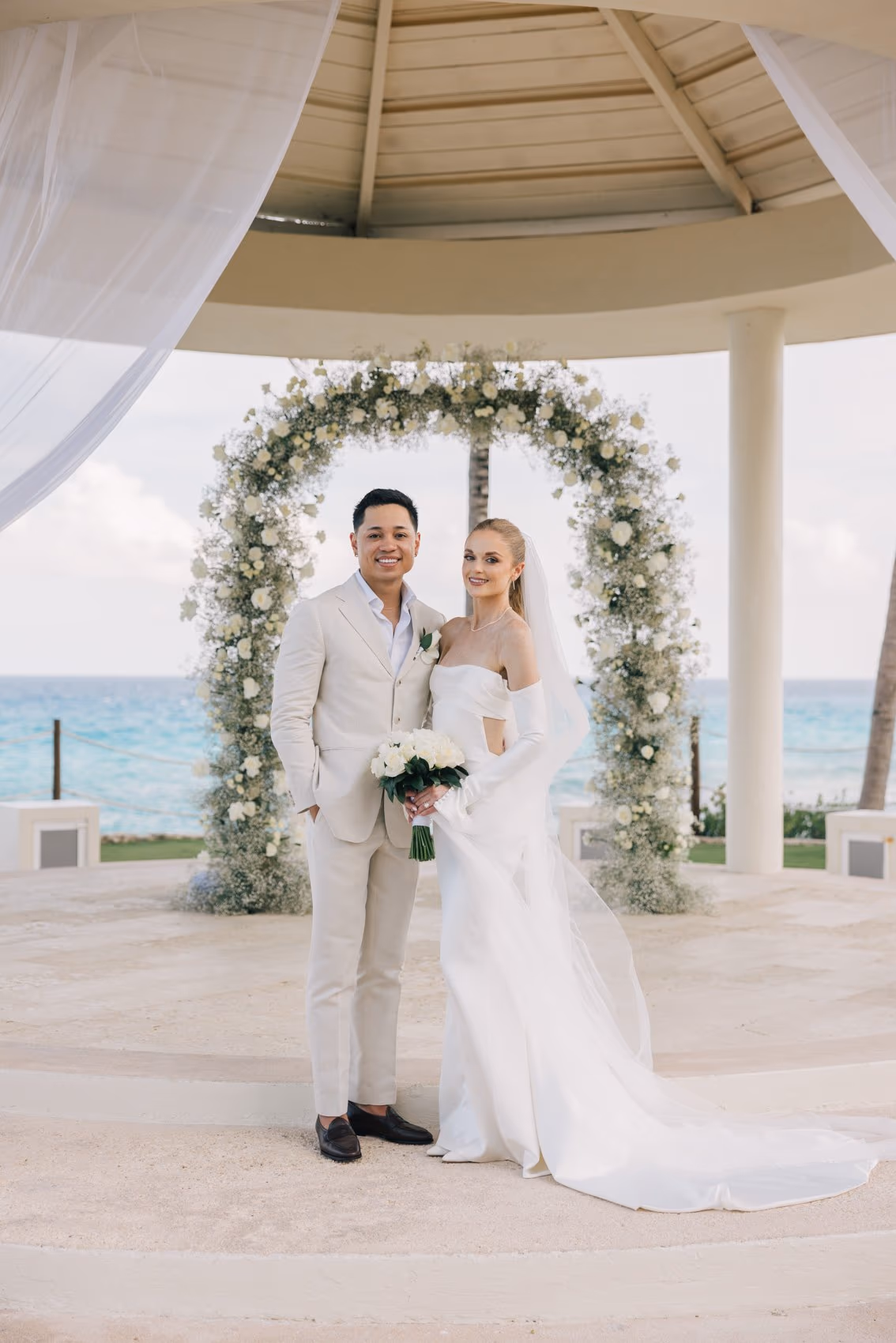 Wedding at Hyatt Ziva Cancun, Cliff Gazebo — photo 59