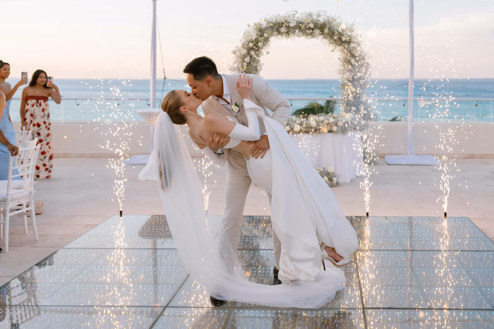 Wedding at Hyatt Ziva Cancun, Cliff Gazebo — photo 102