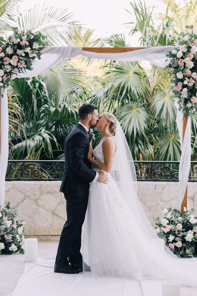 Wedding at Secrets Maroma Beach Riviera Cancun — photo 57