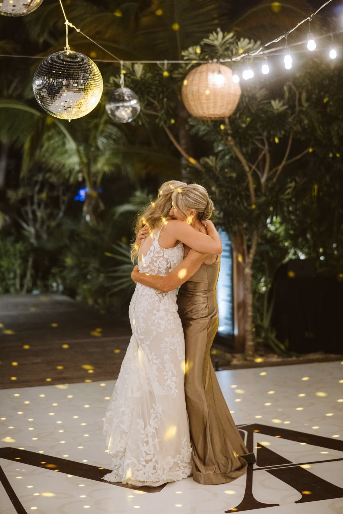 Wedding at Secrets Moxche Playa Del Carmen — photo 110