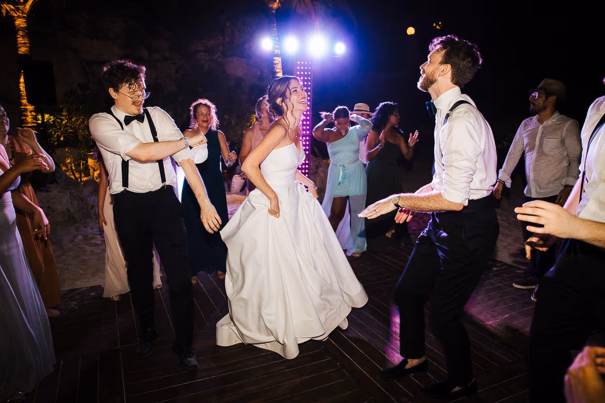 Wedding in Hotel Xcaret – Cuevitas Caletas — photo 83