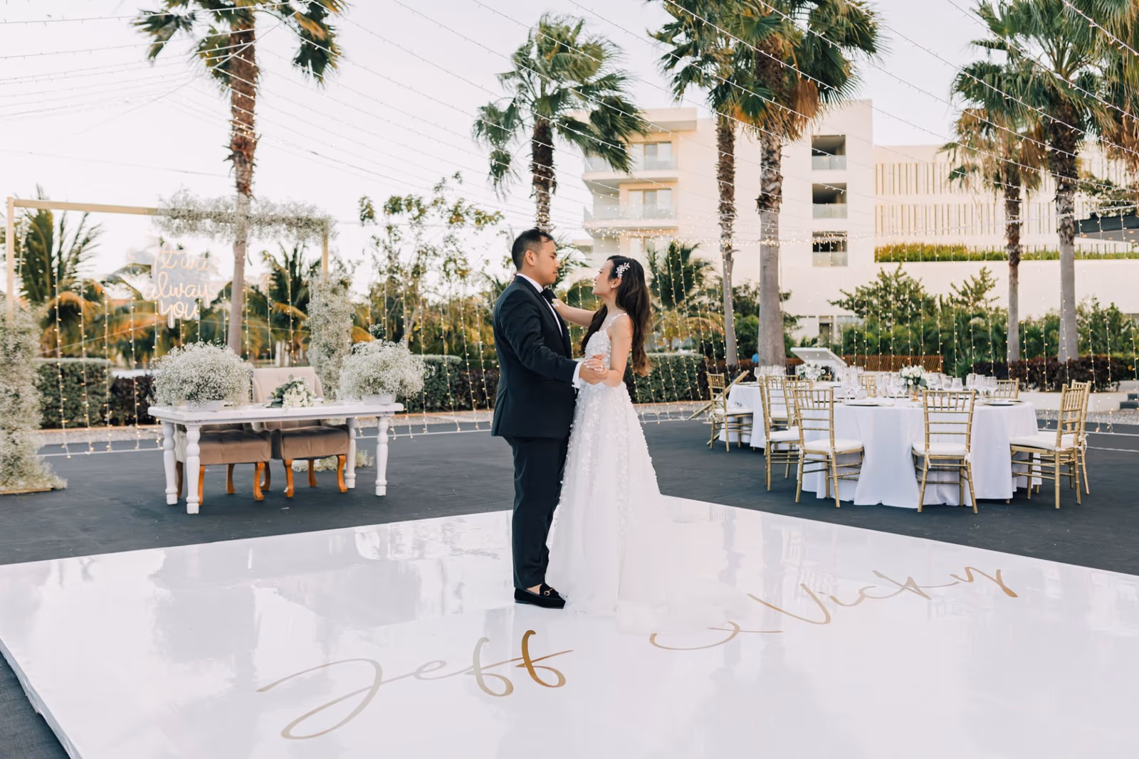 Wedding in Grand Palladium Costa Mujeres Resort — photo 85