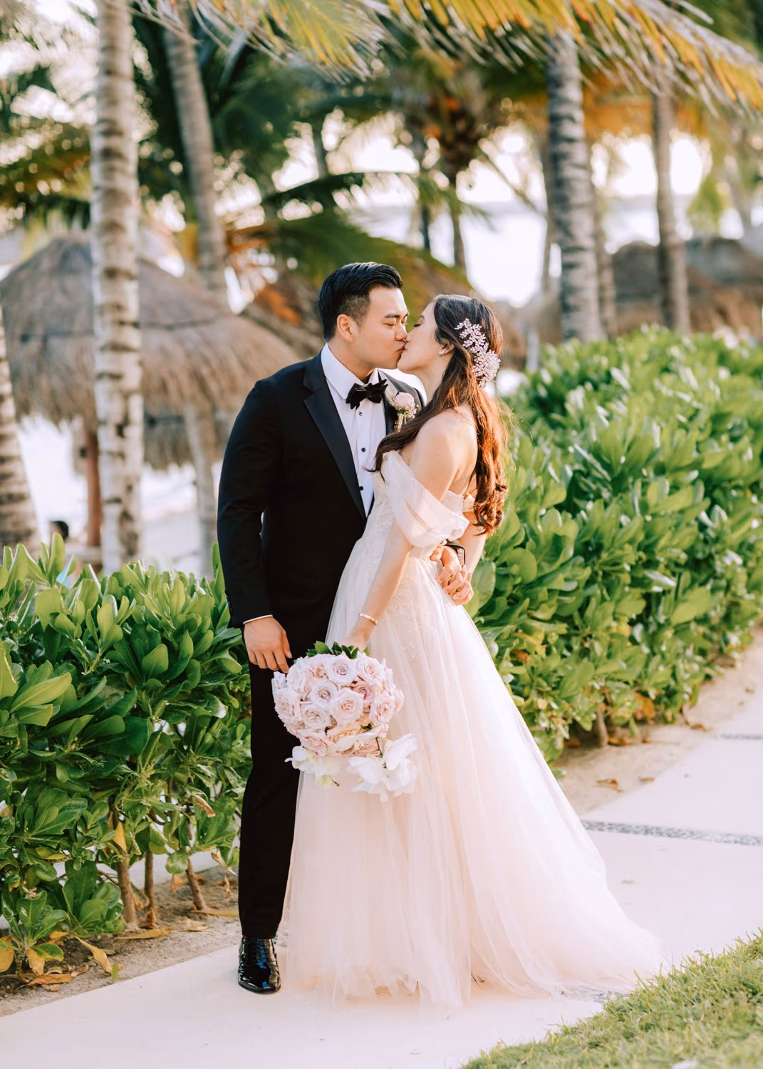 Wedding at Dreams Puerto Morelos — photo 68